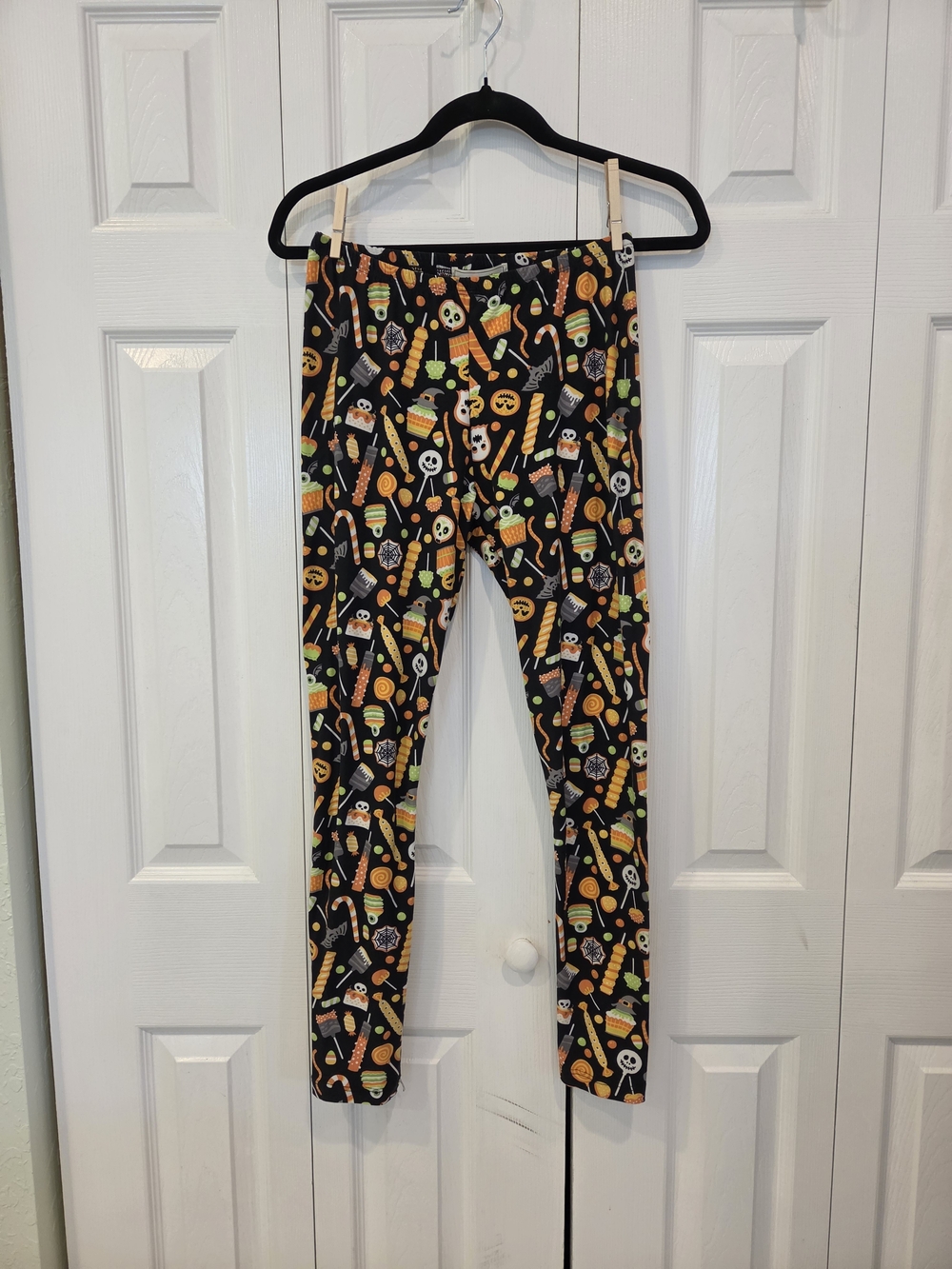 Halloween Candy Print Black Leggings